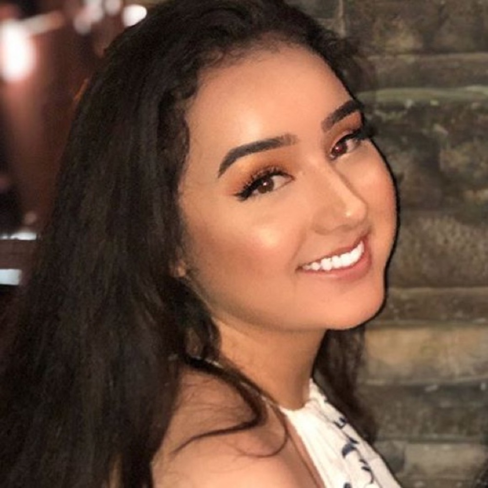 Meet your Posher, Gabi